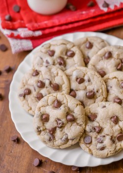 foodffs:  Best Chocolate Chip Cookie RecipeFollow for recipesIs