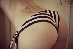 Zebra stripes Facebook orgasmpics.org randomsexygifs.com