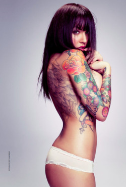 inked-girls-all-day:  Emily Parker 