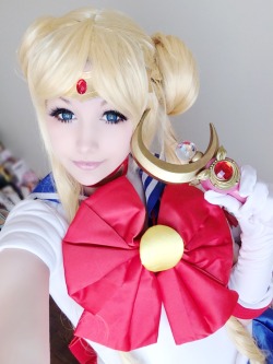 eikkibunny:  Sailor Moon costume review - read here! You can