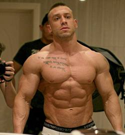 muscle-addicted:  Sergey Kucherov - Кучеров Сергей
