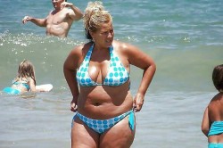 loverofthethickandcurvywomen:  