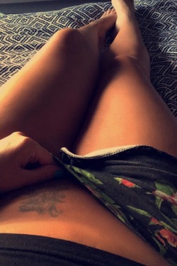 fifiparadoxicalprincess:  Always wearing shorts, nerved wearing