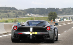 amazingcars:  Ferrari LaFerrari. by Tom Daem http://flic.kr/p/sbPP98
