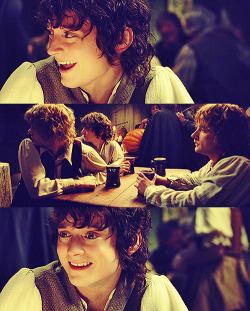 smugan:  Frodo meme: (¾) four smiles 