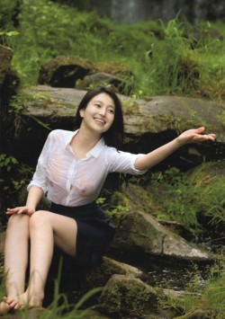 asiaunwrapped:  yuri 