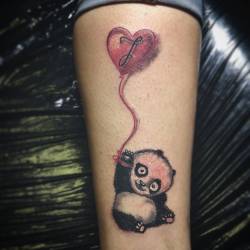 toniatutattoo:  Baby panda and love ballon #baby #panda #loves