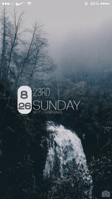 jxmkz:  I like my lock screen.