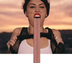 baaarrooon:  I MADE A THING! Ladies and Gentlemen, Miley Cyrus’