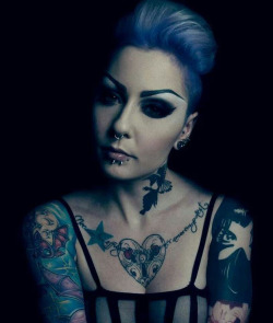 we-require-more-tatooed-girls:  More @ http://we-require-more-tatooed-girls.tumblr.com