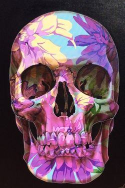 obsessedwithskulls:  Floral skull by Gerrard King.http://www.floralskull.com/gallery