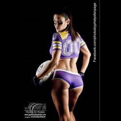 Since I posted a Packers..I got flack for not showing home team love&hellip;so here is Lorena @lorenadiazmejias showing her love and support for the Ravens #purple #purplenation #ravens #ravensnation #football #fitness #gym #gymtime #gymlife #gains #gainz