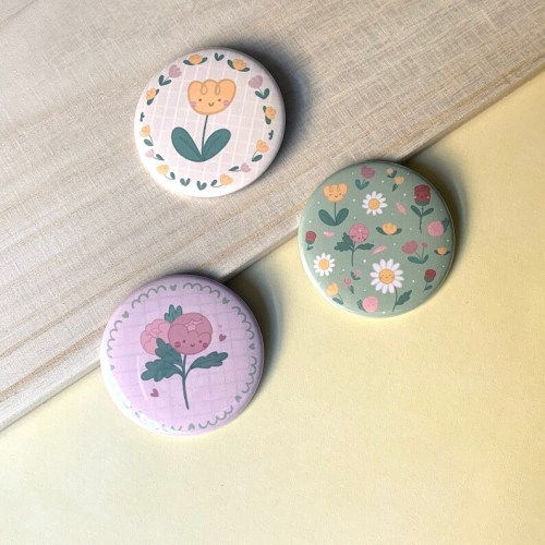 littlealienproducts:    Spring Blooms Button / Badge by  paperlifeandco