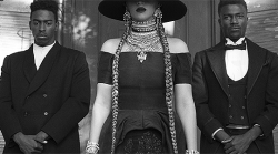 thequeenbey:  The braiding styles in Lemonade are art. 