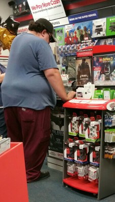 I do love seeing my gamer chubs at gamestop