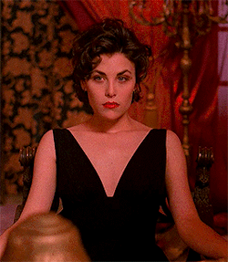 lynchead: Audrey Horne at One Eyed Jack’s — Twin Peaks