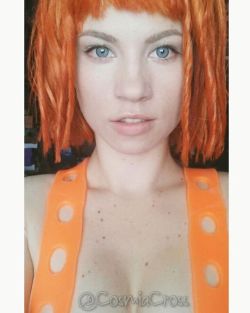 cosmiacross:  That time Leeloo forgot the order to get dressed