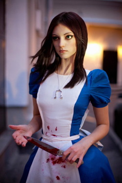 hotcosplaygirl:  Cosplay girlCosplay girl Twitter