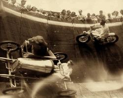 historicaltimes:  Unidentified lion and female Wall of Death