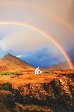 lsleofskye:  Mountain within the Rainbow