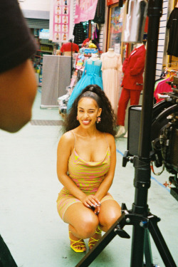 jorjasource:  Jorja Smith on the set of ‘Be Honest’ music