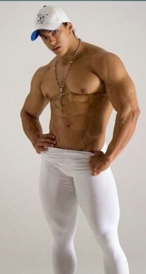imfatagain:Alfredo AzpeitiaHandsome with a hot body.