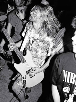 feestje: Kurt Cobain, Nirvana, on the Bleach tour at Maxwell’s,
