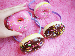 thepinkqueen:  Squishy doughnut headbands available here!! 