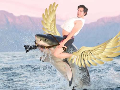 rawritscarol:The fierce Markiplier must overcome his fears to tame the wild beast  This is what photoshop was meant for