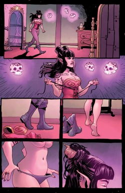 cristiandcasares:  Rat Queens #15   < |D’‘‘‘‘