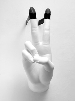 bellas-storm:tresviri:  T R E S V I R I   » The Poly Chapter