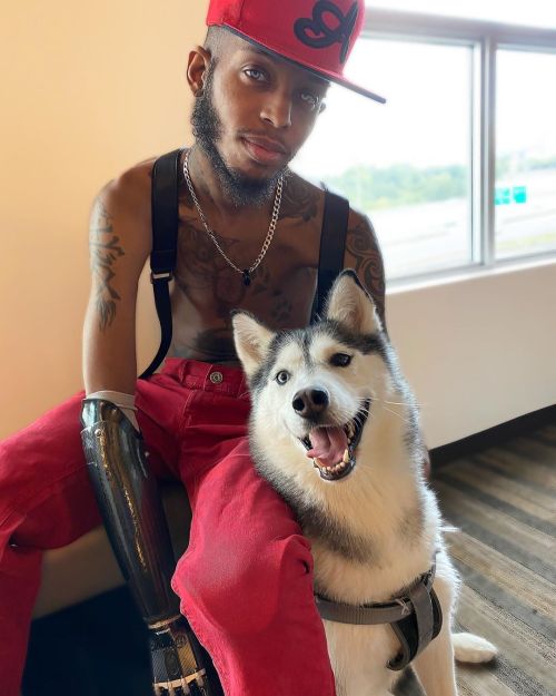 lovelllykaon:Me & Roski Wolf 🐺 Husky Vibes . . . #huskylovers