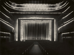 joeinct:Capital Cinema, Cologne, Photo by August Sander, c. 1930