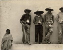 loverofbeauty: Día de Fiesta, Mexico, 1933. Paul Strand