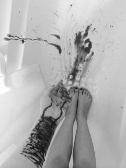 carvingmyselfpretty:  //