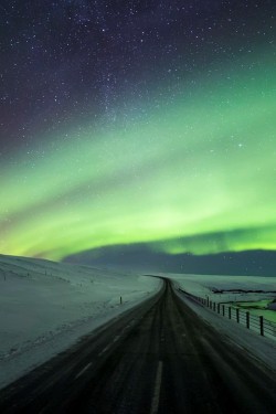 0rient-express:  Aurora Road | by Philip Eaglesfield. 