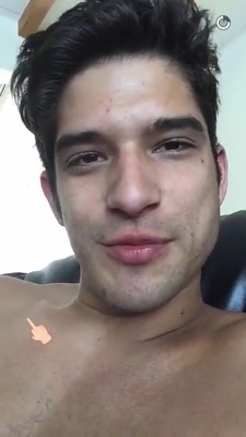 dirtysexybeast:  Tyler Posey showing us his penis (bulge) on