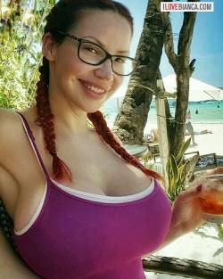 Enjoying a Philippines Rhum in Boracay Island! 💋 www.ilovebianca.com