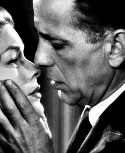  Humphrey Bogart and Lauren Bacall in Dark Passage (1947). 