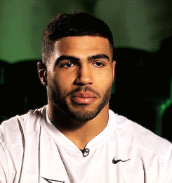 roheartlessro:  Bae 😍