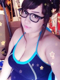 snorelaxqueen:  Here’s a sneak peak at my Mei pool party cosplay