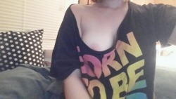 wearmedowntobones:  Happy topless tuesday! (I was on time for
