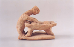 neshamama:figurine of a woman baking, 8th-6th century bce, pottery,