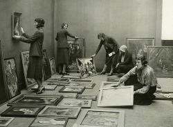 leirelatent:  Curators, Whitechapel gallery, London, c.1930
