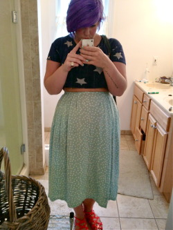 deathbeforediet:  My outfit today. My 5 foot tall sister’s