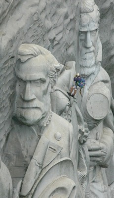 justapinchofsouth:  Best pic of Stone Mountain ever?