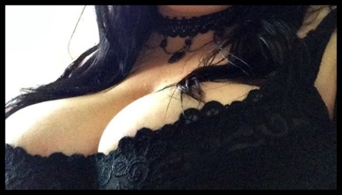 xldinnerbelle:  Those are some extremely sexual pastries. 