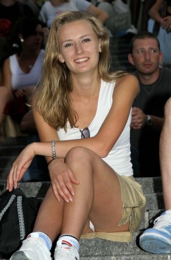 Upskirt pics at http://upskirt-pussy.tumblr.com/