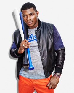 missinglinc:  hoodsworld: Yasiel Puig  😍