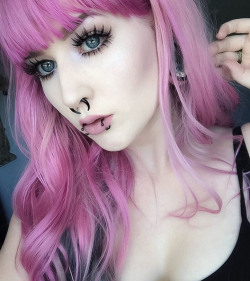 bubblegum-zombi:  Riahboflavin